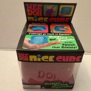 NeeDoh Nice Cube Super Solid Squish Pink Collectible NEW RARE QUICK SHIP